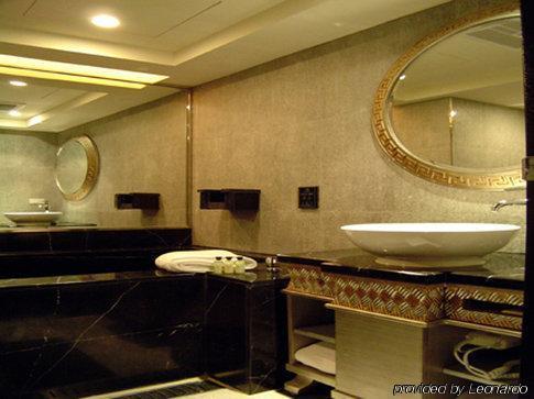 Khách sạn Lotty 3*